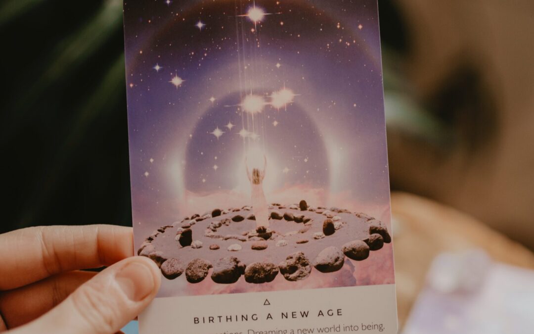 Difference Between Tarot & Oracle Cards