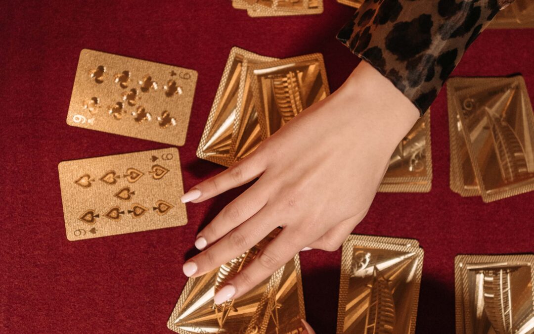 Different Card Spreads Used with Psychics