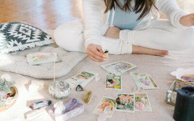 Similarity with Psychic Tarot Readings and Horoscopes