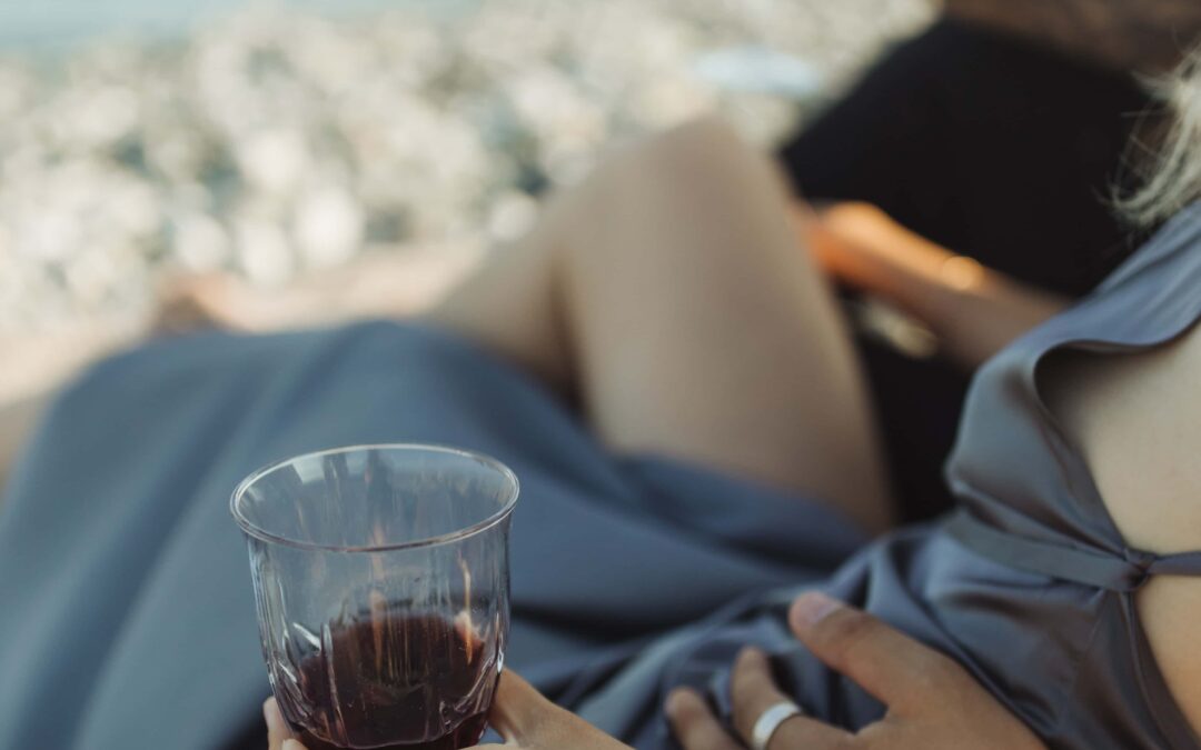 WHAT MAKES A GOOD RELATIONSHIP?