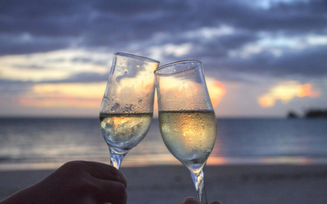 HOW TO ASK SOMEONE OUT ON A DATE!